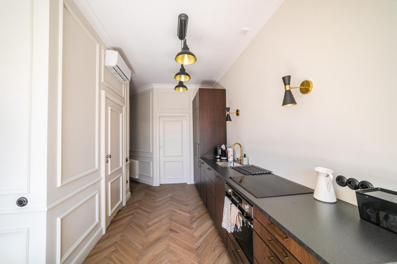 Krolewska Deluxe Comfy Apartment Краков Экстерьер фото