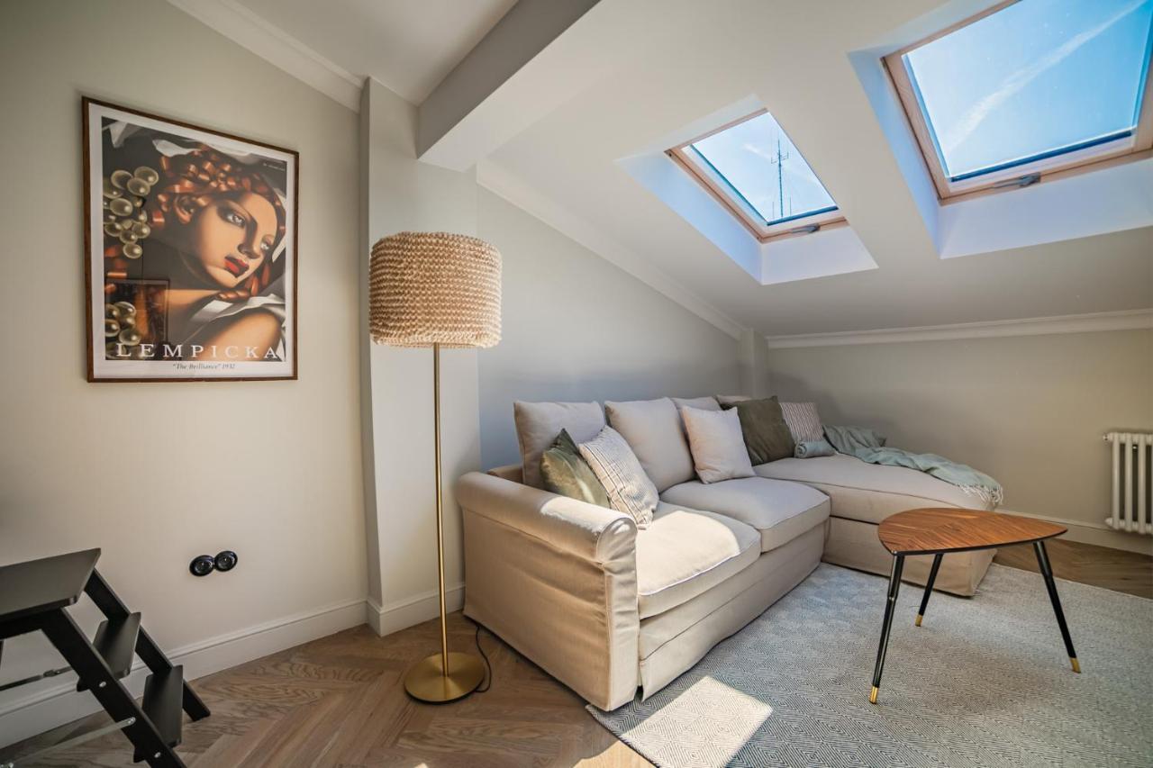 Krolewska Deluxe Comfy Apartment Краков Экстерьер фото
